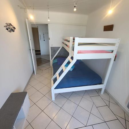T3 Sur La Plage Vue Feerique Mer,Wifi, Parking Inclus , Clim لا سيوتا المظهر الخارجي الصورة